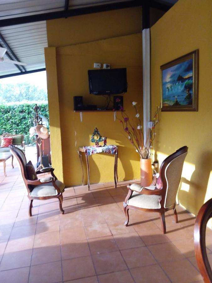 C&H Casa Campestre El Oasis Ricaurte Girardot Bed & Breakfast Dış mekan fotoğraf