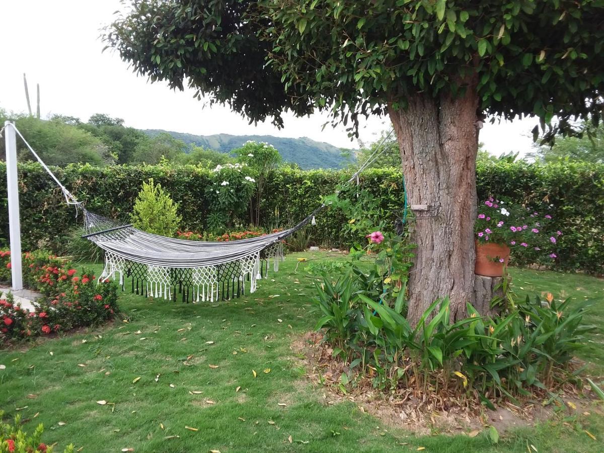 C&H Casa Campestre El Oasis Ricaurte Girardot Bed & Breakfast Dış mekan fotoğraf