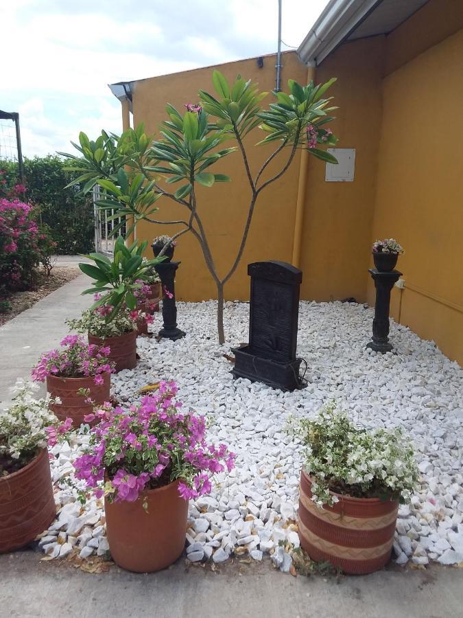 C&H Casa Campestre El Oasis Ricaurte Girardot Bed & Breakfast Dış mekan fotoğraf
