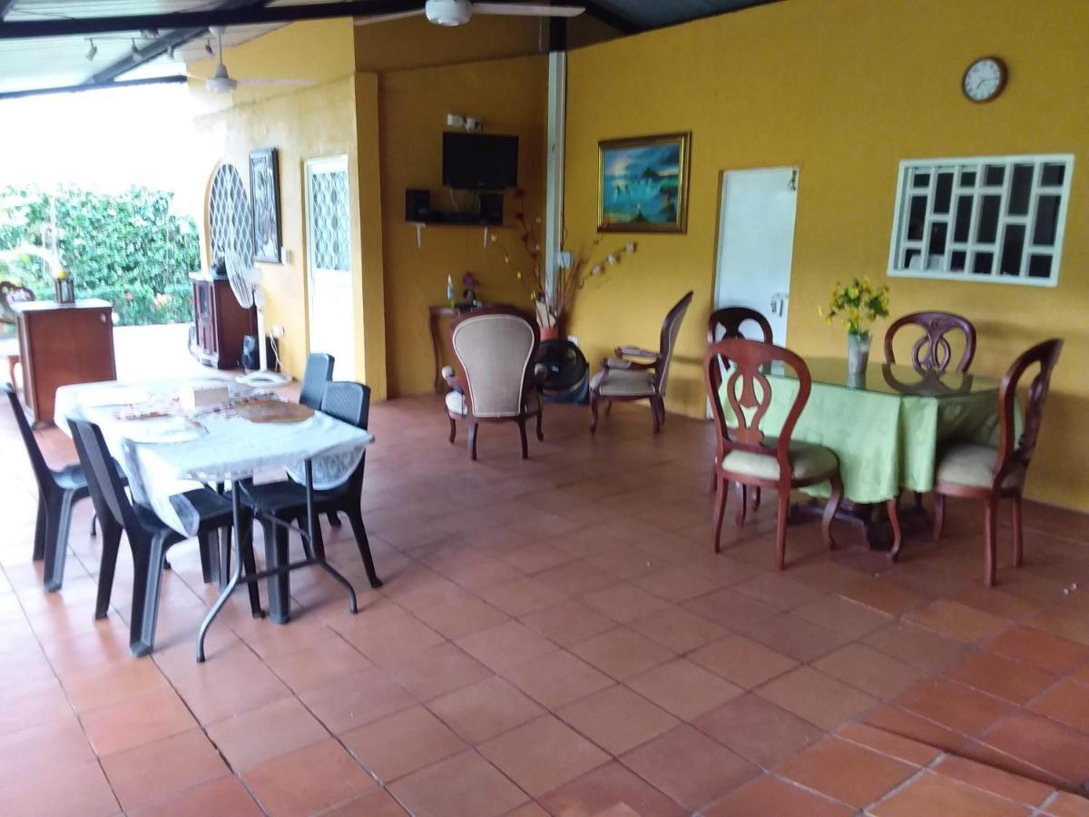 C&H Casa Campestre El Oasis Ricaurte Girardot Bed & Breakfast Dış mekan fotoğraf